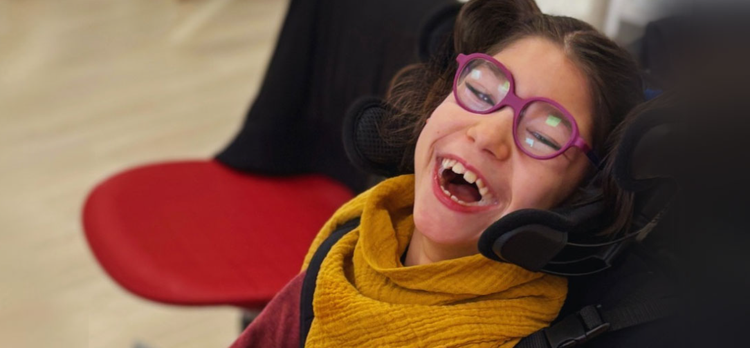 Smiling Crocodile, o.p.s. je jedinečné centrum, které pod jednou střechou poskytuje komplexní podporu dětem s nejtěžšími formami kombinovaného postižení a jejich rodinám